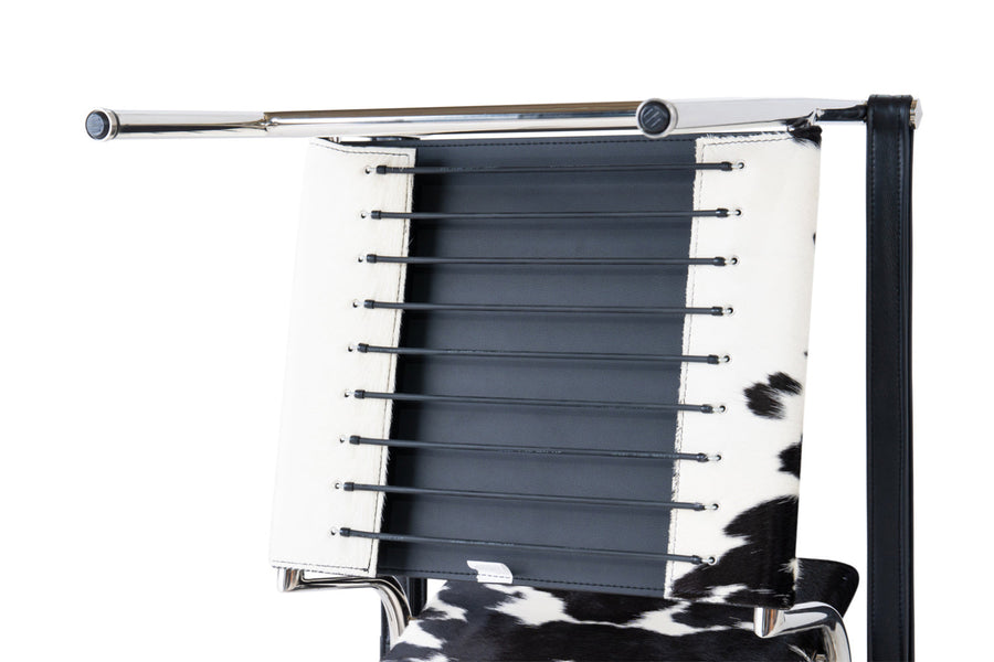 【展示品処分】【1点限り】LC1 アームチェア ブラックカウハイド