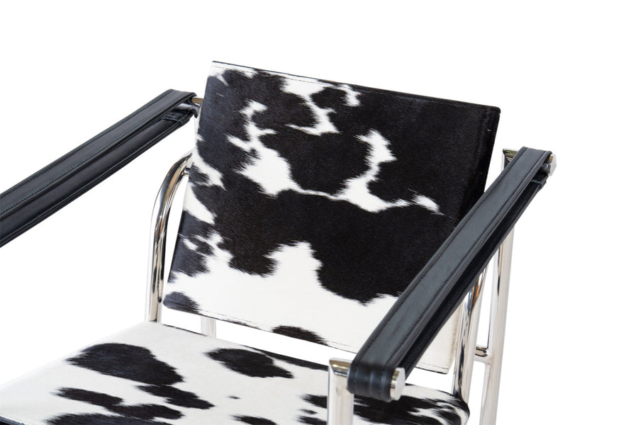 【展示品処分】【1点限り】LC1 アームチェア ブラックカウハイド